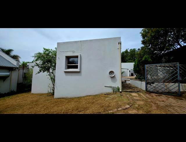 4 BEDROOM FREEHOLD FOR SALE IN REYNO RIDGE